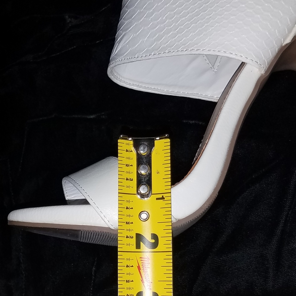 Mossimo White Stiletto - Picture 8 of 9